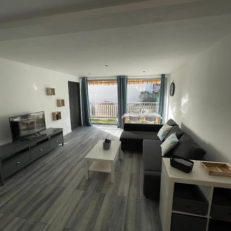 Spacious Marina & See View Appartment Кавалере-сюр-Мер Екстериор снимка