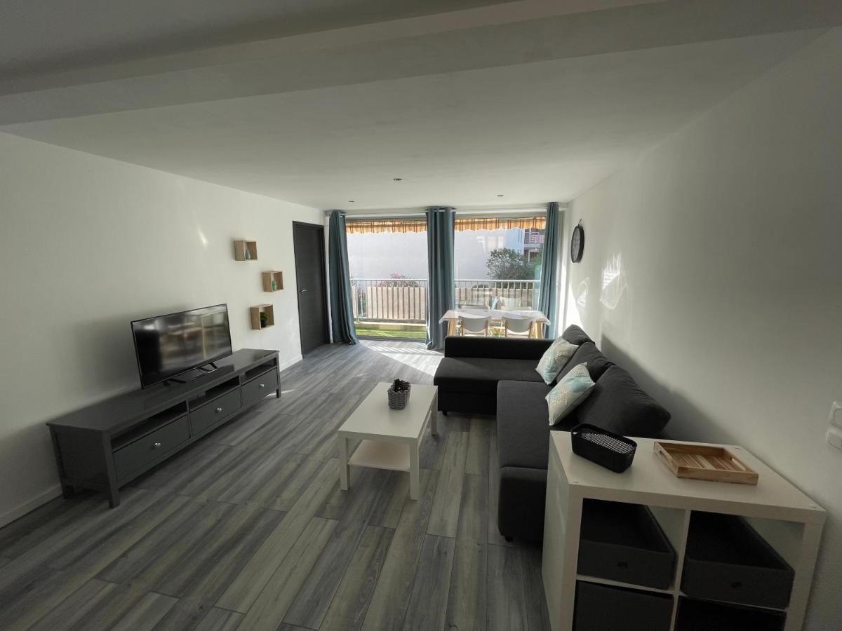 Spacious Marina & See View Appartment Кавалере-сюр-Мер Екстериор снимка
